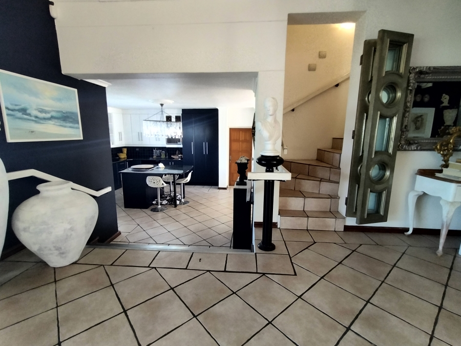 To Let 4 Bedroom Property for Rent in Haasendal Western Cape
